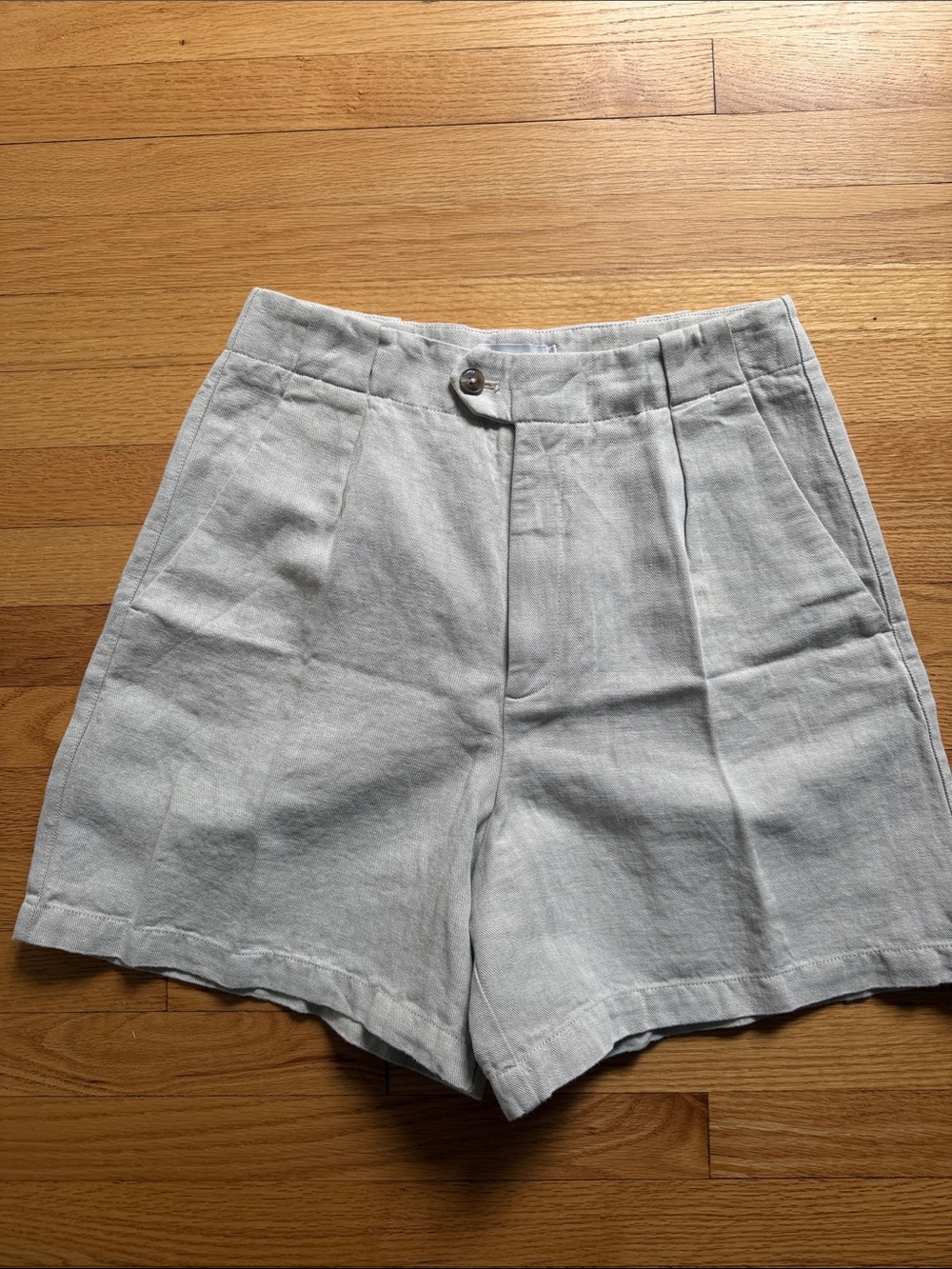 Closed Light Gray High-Waist Pleated Linen-Blend Shorts
